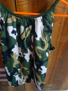 Army Print Crop Top
