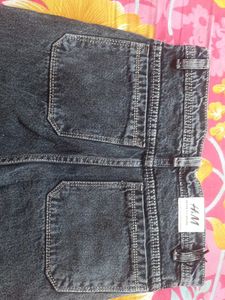 Distressed Wide Leg Jeans