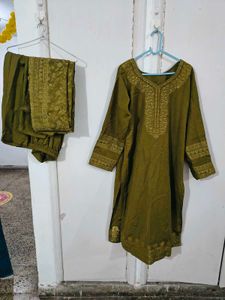 Beautiful Mehendi colour woolen suit