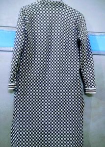 Checkered Pattern Knit Kurta