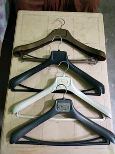 🧥 Coat Hangers Combo