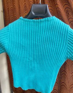 5 COMBO TOPSWEAR******SALE……SALE****