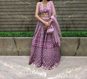 🔴Price Drop🔴 Beautiful Lehenga With Potli