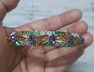 Floral Oval Bracelet