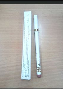 myglamm matte lipliner pencil