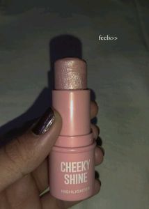 zudio cheeky shine highlighter