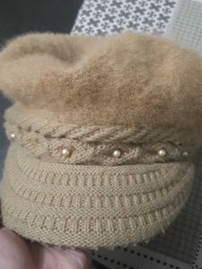 Winter Brown Cap With Pearls