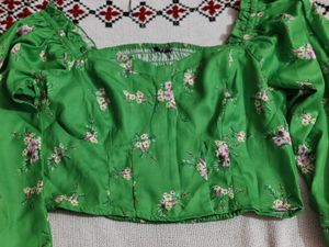 Green Floral Crop Top
