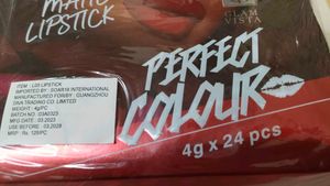 Glam Vista Matte Lipstick