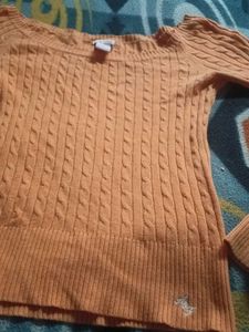 Top With Long Sleeves
