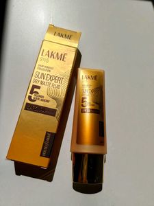 Lakme Fluid Sunscreen
