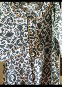 Elegant Printed Kurta