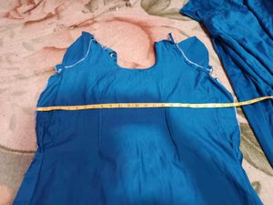 Elegant Blue Embroidered Kurta Set