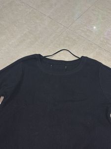 Black 3/4 Sleeve Top