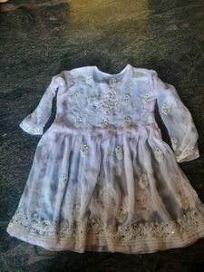 Embroidered Chikankari Kurta