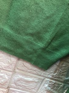 Green cute crop sweater✅🍬💗