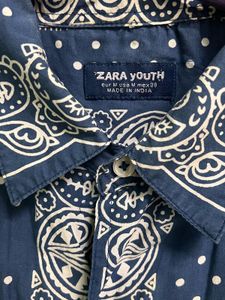 Zara Navy Blue Slim Fit Printed Casual Shirt