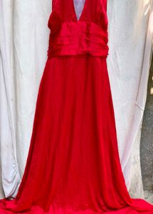 731312. Stunning Red Halter Dress