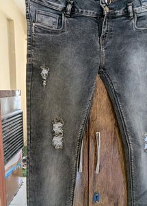 Rugged Charcoal Trendy Jeans For Women