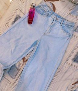 Light Wash Denim Jeans