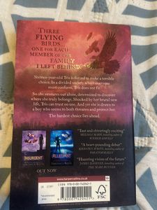 Divergent by Veronica Roth