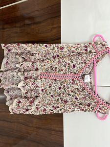 Floral Sleeveless Top 🌸