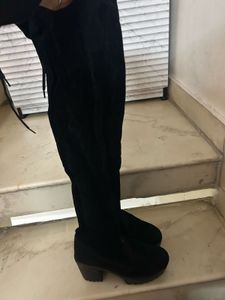 Black Heeled Boots