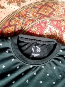 Green Geometric Print Tee