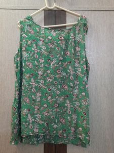 Plus Size  💞ladies Floral 2xl .44 Chest