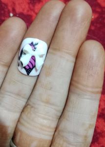 Butterfly Press-On Nails – Quick Stylish