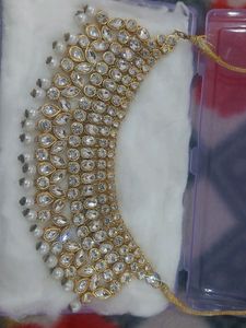 Kundan Neckless Set