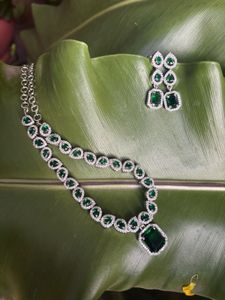 Emerald Green Jewelry Set