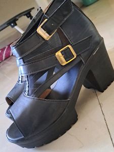 Women Black heels Net Boots