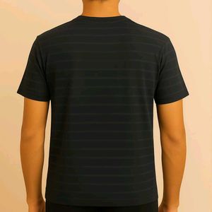 H&amp;M Black Striped Tee - Size