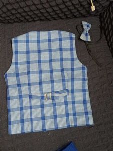 Boys&#39; Plaid Vest &amp; Blue Trousers Set(4 piece)