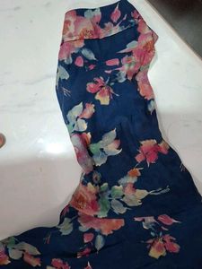 Floral Embroidered Kurta