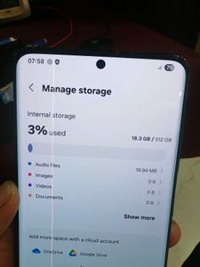 Samsung Galaxy s21ultra 512gb with camo case