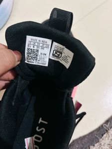 Adidas Women&#39;s AlphaBoost V2 Black RunningShoes