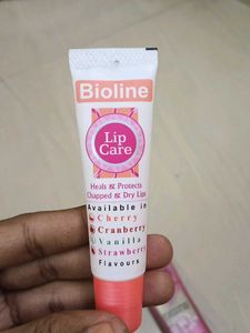 Pond&#39;s BB Cream &amp; Facewash + Lip Care