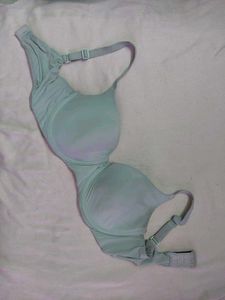 Uesd Bra