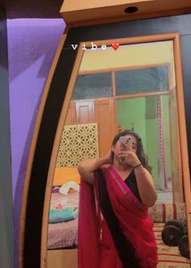 Black and Pink Saree With blouse❤️❤️