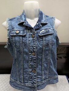 New LEE Branded Denim Jacket For Women