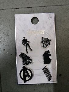 Avengers Black Panther Pin Set