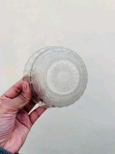 2 Glass Bowls 🥣
