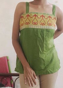 Olive Top