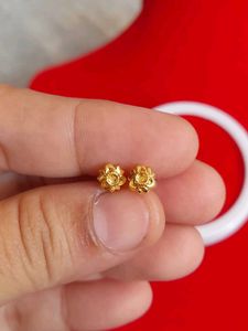 Beautiful New Flowers Desine Studs