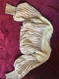 Selling my gorgeous floral balloon top