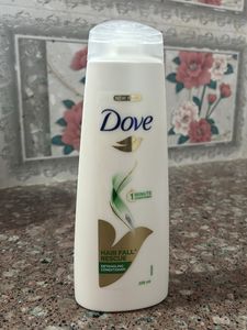 Dove Hairfall Rescue Detangling Conditioner