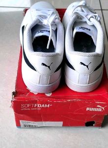 Puma Smash Sneakers