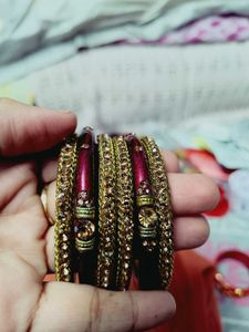 All Are Same Size 2-4 Bangles